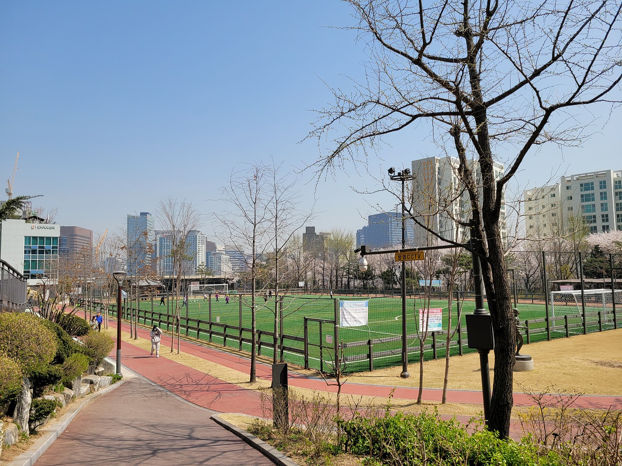 学生在校打 学生在校打